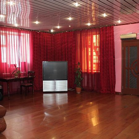 Pekin Hotel Temirtau Zewnętrze zdjęcie