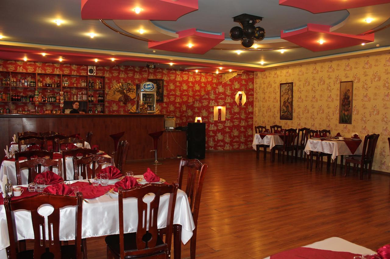 Pekin Hotel Temirtau Zewnętrze zdjęcie